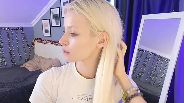 Naomi_Demio Cameră chat live