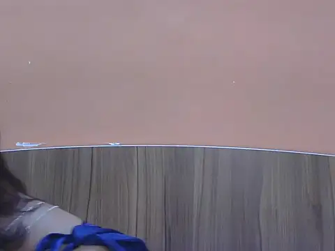 Sala de chat ao vivo de Desirable_Barbie