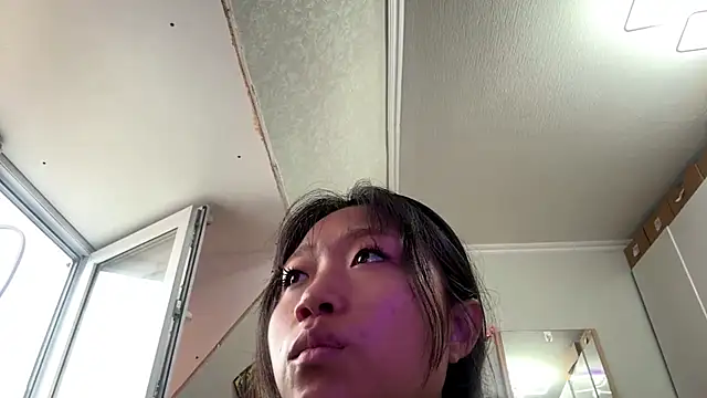 SweetMiaXO 现场聊天室