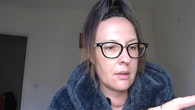 Chat ao vivo de Humiliatrixxxx