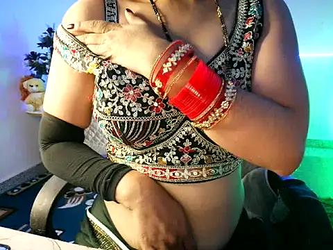 Chat soba uživo modela oo_yes_bhabhi