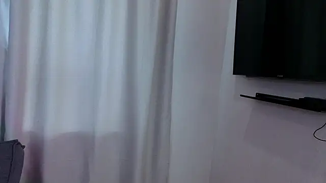 AnikaVelour live-chat rom