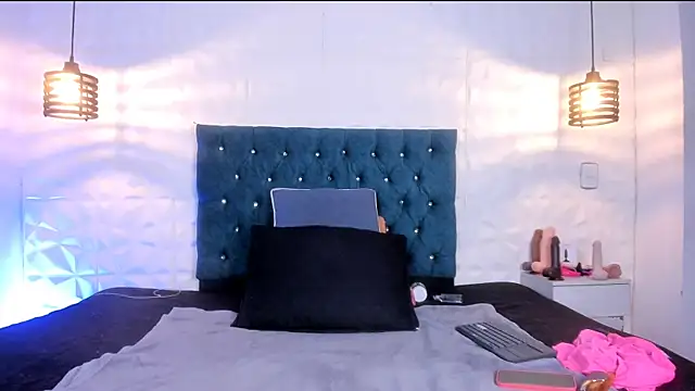 samantha_foxyy чат на живо