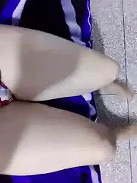 banouti28n Live-seksikameraesitys