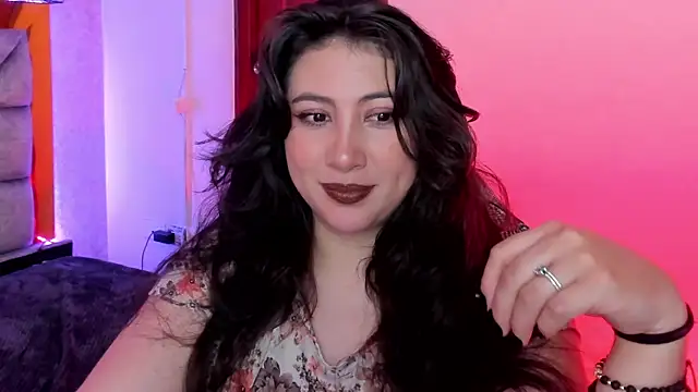 Luvienne live-chat rom