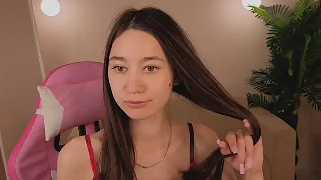 Nicole_Brownie Ruang Obrolan Langsung