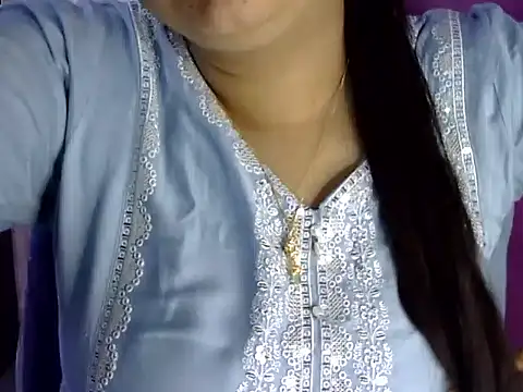 Chat ao vivo de Cute_Aliyaa