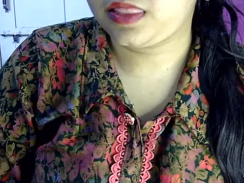 Cute_Aliyaa Live Chatraum