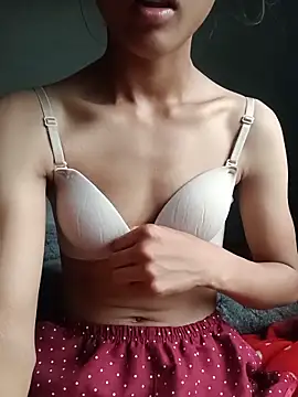 Hoa-tuylip's Webcam Show