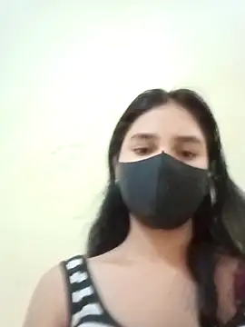 Mahira-- Live Chatraum