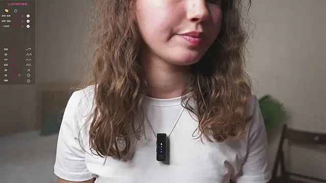 Živá chatovací místnost LoraLynn