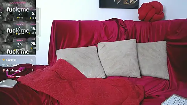 sara_marrisson Adlı Modelin Canlı Sohbet Odası