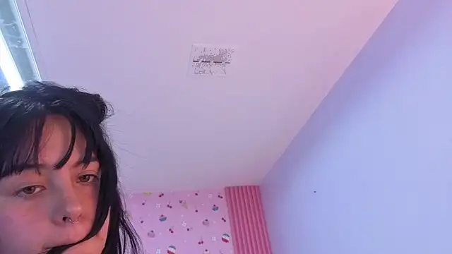 sarita_09_s – Naživo chatovacia miestnosť