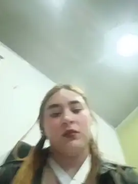 katty_42's Live Chat Room