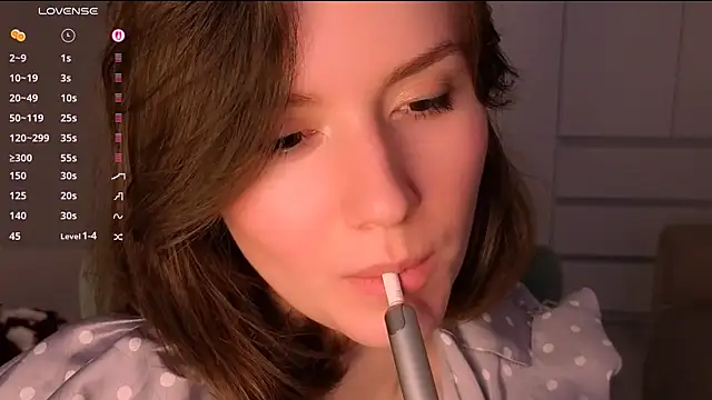 Živá chatovací místnost cherishedwish