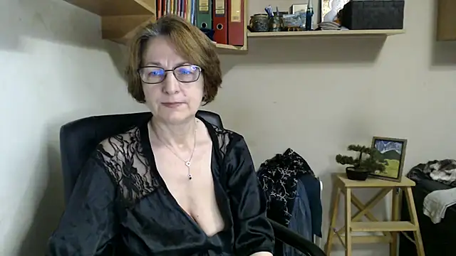 Živá chatovací místnost katemodel