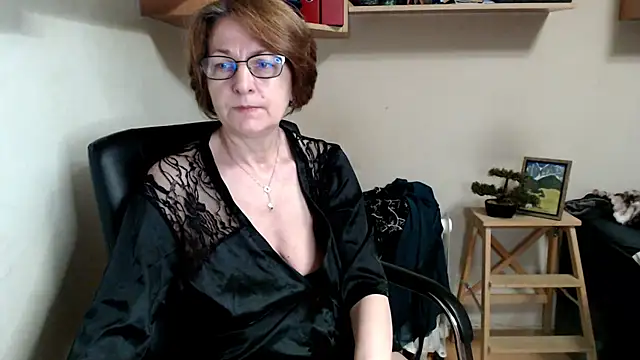katemodel Adlı Modelin Canlı Sohbet Odası
