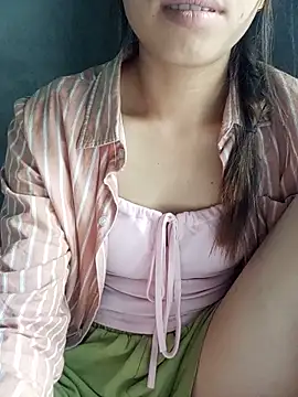 Hayaya11n Live chat-huone