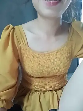 Hayaya11 Adlı Modelin Canlı Sohbet Odası