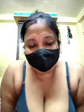 Sala de chat en directo de Curvy_Trisha