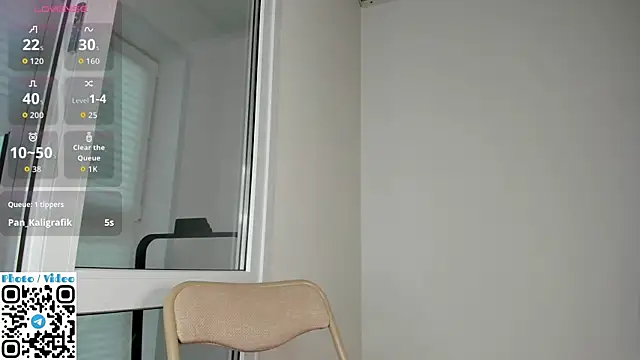 Živá chatovací místnost Helen__spark__