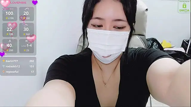 kitty_oo Adlı Modelin Canlı Sohbet Odası