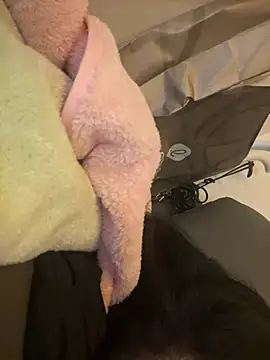 غرفة دردشة kitty_oo المباشرة