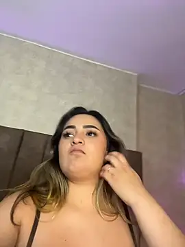 Živá chatovací místnost Antonella_Julieta