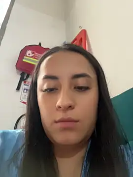 Antonella_Julieta Cameră chat live