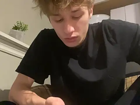 yourwhiteboy1 Live Sex Cam Show