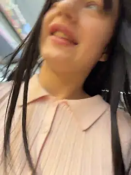 Živá chatovací místnost MiaTee