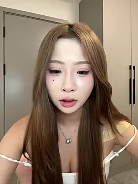 liubaobao666 Adlı Modelin Canlı Sohbet Odası