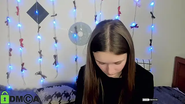 חדר צ'אט בשידור חי של Elina_X