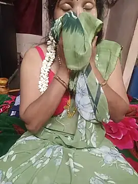 Madhusri_Tamil_Telugu Adlı Modelin Canlı Sohbet Odası