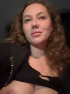 AsynaYuuki Cameră chat live