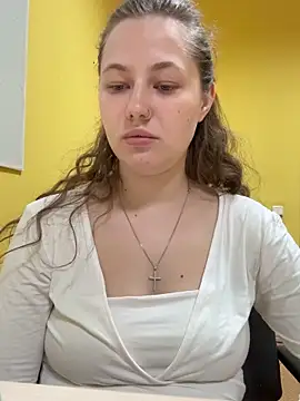 חדר צ'אט בשידור חי של AsynaYuuki