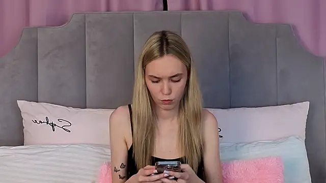 חדר צ'אט בשידור חי של NikkiRyx