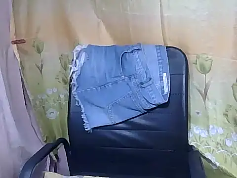 Sexy_HotPussy4u Live Chatraum