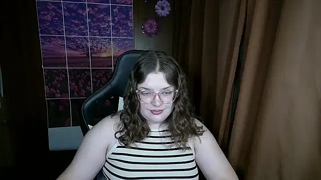 Teasing_Dora's Live Chat Room