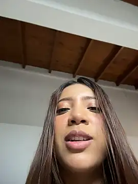 Sala de chat en directo de Pushaina__1