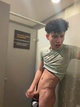 yoursexyjose Live Chatraum