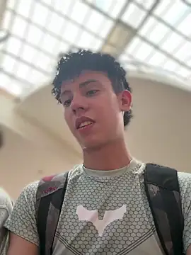 yoursexyjose Live chatroom