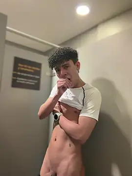 yoursexyjose 실시간 채팅방