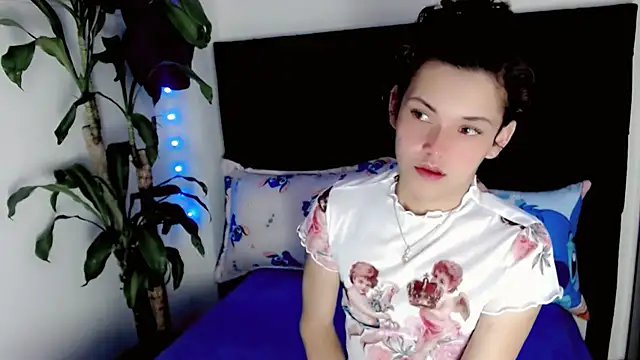 NathalialLooes' Live Sex Cam Show