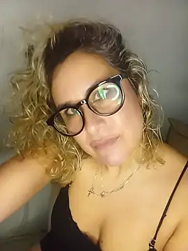 viviana49sexy লাইভ চ্যাট রুম