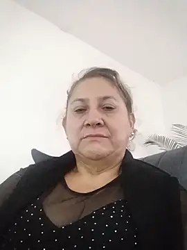 غرفة دردشة JULIETA_21- المباشرة