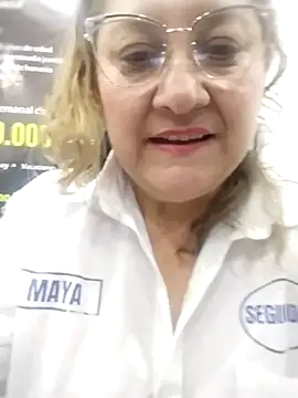 Živá chatovací místnost JULIETA_21-