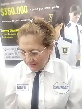 JULIETA_21- Adlı Modelin Canlı Sohbet Odası