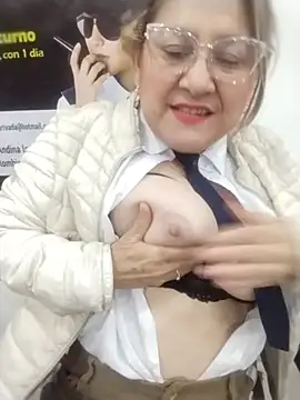 JULIETA_21- – Naživo XXX chat