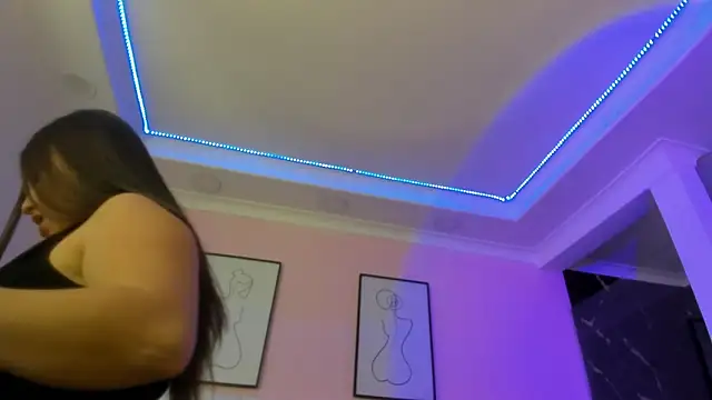 SARHA_ANTONELLI Live Chatraum